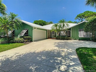 18672 Lake Bend Dr, Jupiter, FL 33458