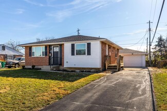 615 Crescent Dr, West Jefferson, OH 43162