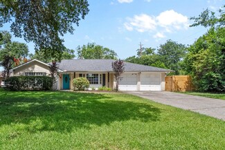 5019 Oak Forest Dr, Houston, TX 77018
