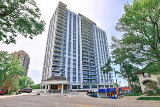 2200 Victory Pkwy, Cincinnati, OH 45206