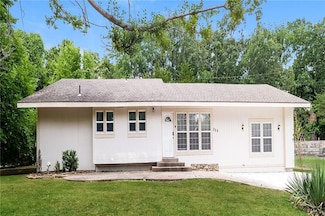 208 E 165th St, Belton, MO 64012