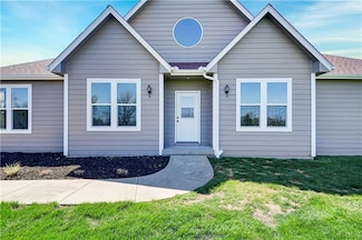 1800 SW Cemetery Rd, Oak Grove, MO 64075