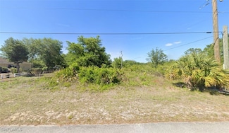 303 E 15th St, Lehigh Acres, FL 33972
