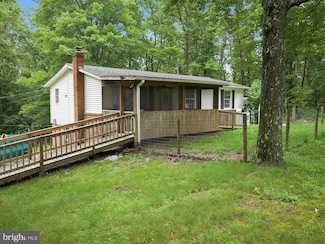1181 Apple Orchard Cir, Berkeley Springs, WV 25411