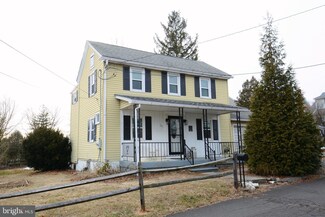 320 N Main St, Souderton, PA 18964