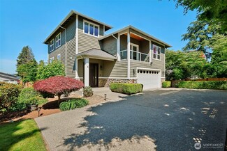 3619 Park Ave N, Renton, WA 98056
