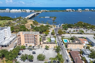 31 S Golfview Rd Unit 110, Lake Worth, FL 33460