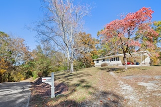 7009 Igou Ferry Rd, Harrison, TN 37341