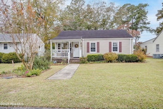 1703 High St, New Bern, NC 28560