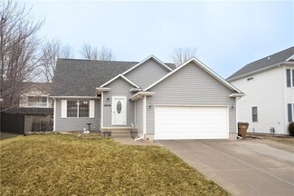 15775 Hawthorn Dr, Clive, IA 50325