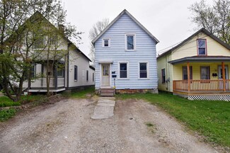 117 Putnam St, Bennington, VT 05201