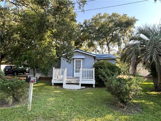 134 Jordan Ln, Saint Simons Island, GA 31522