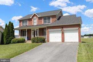 13609 Halifax Dr, Hagerstown, MD 21742