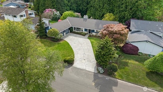4722 W Glenhaven Dr, Everett, WA 98203