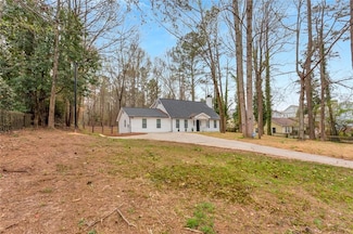 2875 Webb Rd, Alpharetta, GA 30004