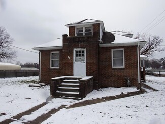 745 Upton Ave, Springfield, MI 49037