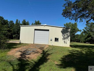 946 Cr 4814, Bloomburg, TX 75556