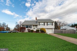 401 Parkview Dr, Mount Holly, NJ 08060