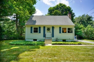 240 Ashland St, Holliston, MA 01746