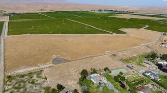 105602 N Harvest Hill Prairie NE, West Richland, WA 99353