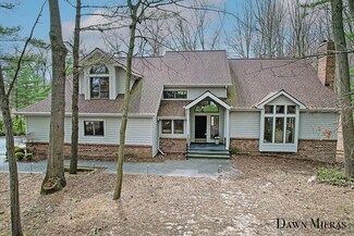 5668 Forest Glen Dr SE, Ada, MI 49301