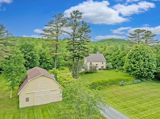 895 Manns Hill Rd, Littleton, NH 03561