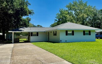 2609 Wilson Ave, Pascagoula, MS 39567
