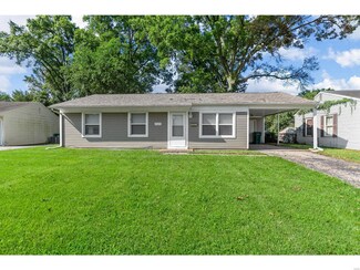 860 Saint Bartholomew Dr, East Saint Louis, IL 62206