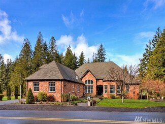 420 E Country Club Dr, Allyn, WA 98524