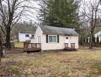33 Intervale Rd, Wilton, NH 03086