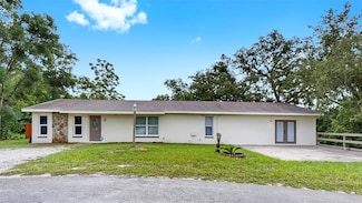 9650 Starline Dr, Dade City, FL 33525
