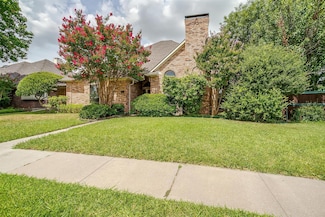 9017 Rodeo Dr, Irving, TX 75063