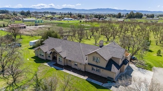 111 Ausaymas Ct, Hollister, CA 95023