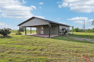 1200 S Oak Grove Rd, Cushing, OK 74023