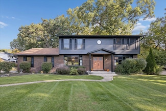 17131 Ridgefield Ct, Granger, IN 46530