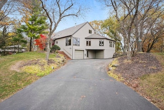 4992 Sunrise Ridge Trail, Middleton, WI 53562