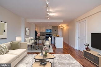 1919 Chestnut St Unit 1812, Philadelphia, PA 19103