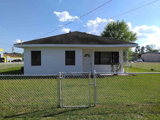 5015 Wall St, Beaumont, TX 77707
