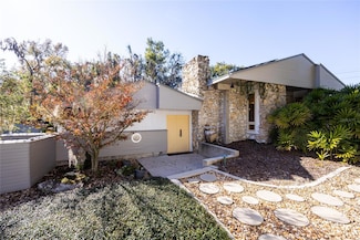 2717 SW 5th Place, Gainesville, FL 32607