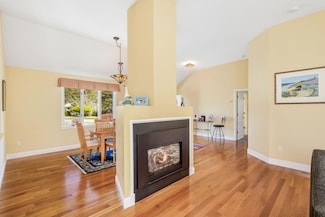 240 Surf Dr, Mashpee, MA 02649