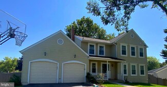 112 Seneca Ridge Dr, Sterling, VA 20164