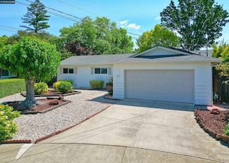 27 Alden Ct, Walnut Creek, CA 94598