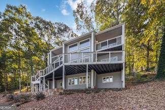 8515 Lake Dr, Snellville, GA 30039