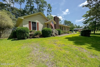 400 Rockledge Rd, New Bern, NC 28562