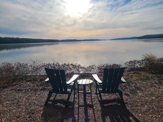 47 Briggs Ln, Oxford, ME 04270