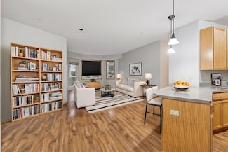 2530 E 34th St Unit 111, Minneapolis, MN 55406