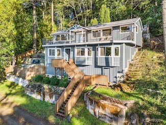 291 E Midway Ln, Shelton, WA 98584
