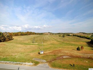 2456 Newport Hwy, Sevierville, TN 37876
