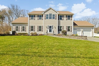 63 Crabtree Ln, Abington, MA 02351