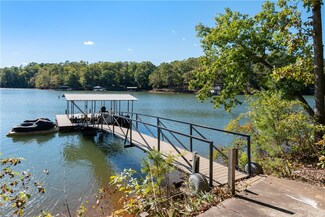129 Woodshore Dr, Anderson, SC 29625